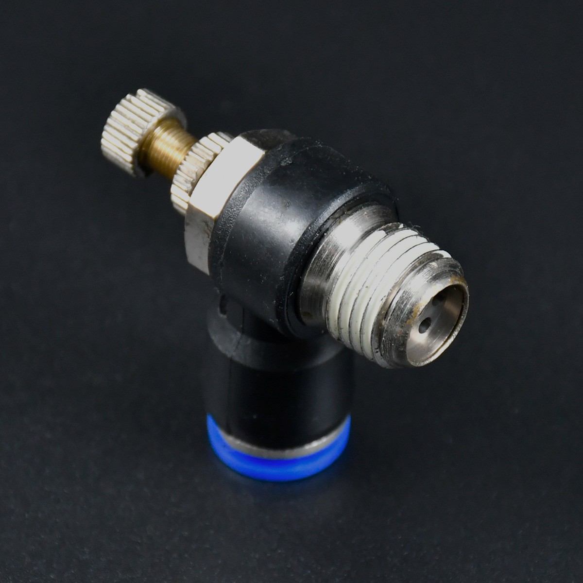 RACOR 1/4" ABERTURA 8MM CON CONTROL DE FLUJO SL8-02