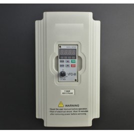 VARIADOR DE FRECUENCIA VFD075M43A 460VAC 10HP  7.5KW  SALIDA TRIFASICA
