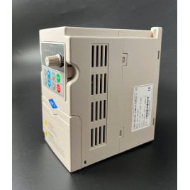 VARIADOR DE FRECUENCIA RBCA 2HP 1.5KW INPUT:1PH 220V OUTPUT:3PH 220V